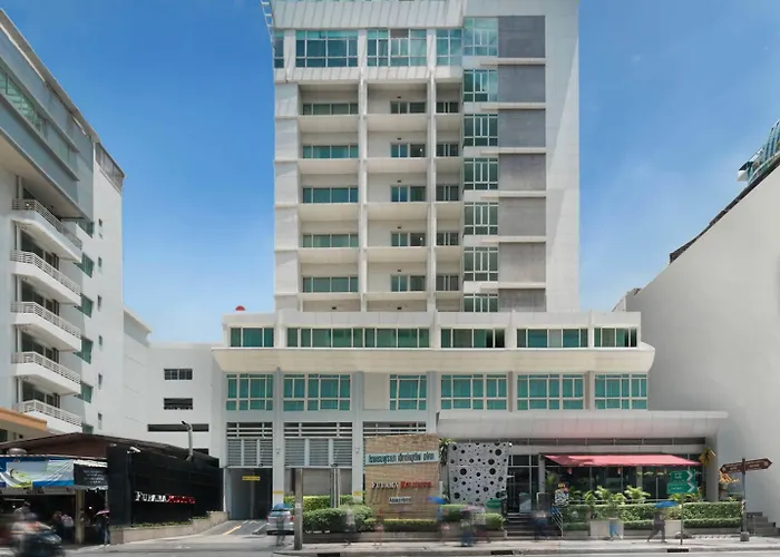 Furamaxclusive Asoke, Hotel 4*