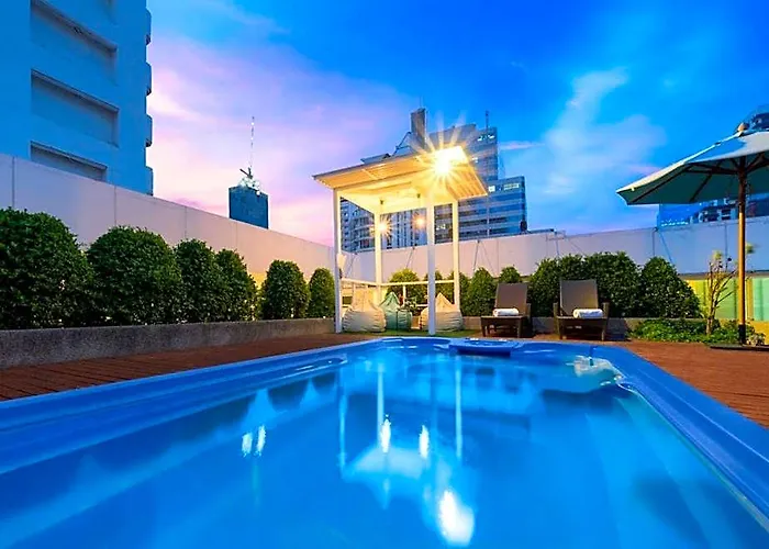 Furamaxclusive Asoke, 4*