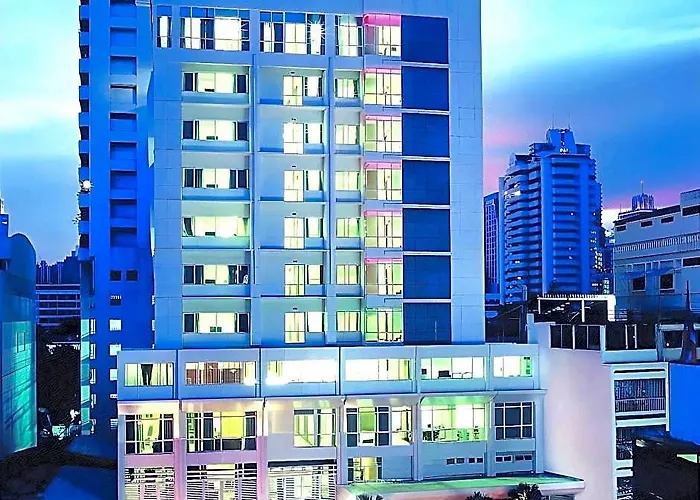 Furamaxclusive Asoke, Hotel 4*