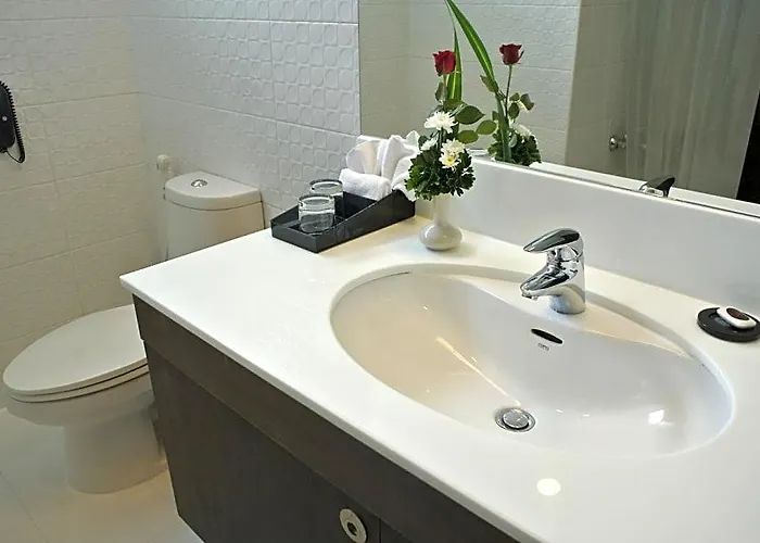 Hotel Furamaxclusive Asoke, 4*