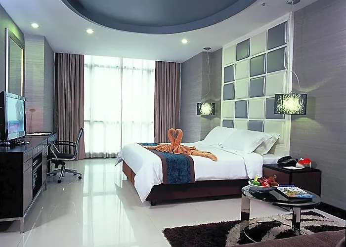 Furamaxclusive Asoke, Hotel