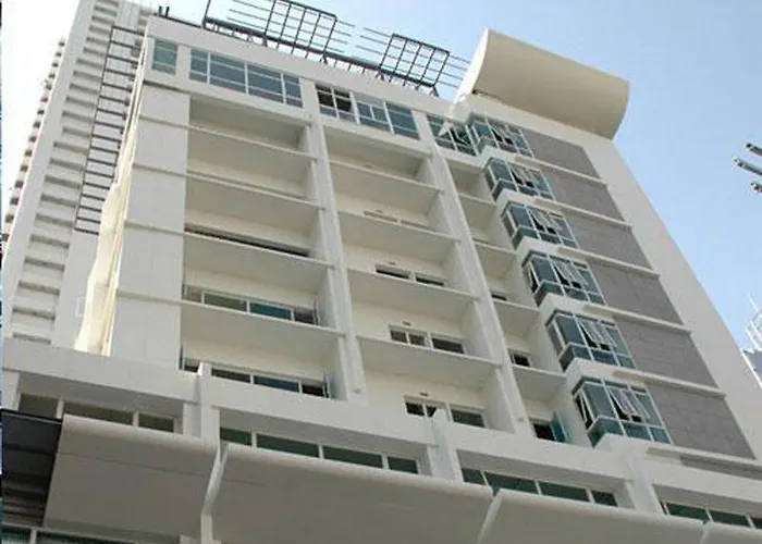 Hotel Furamaxclusive Asoke, 4*