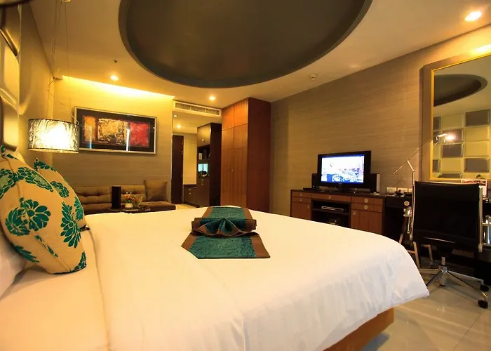 Furamaxclusive Asoke,