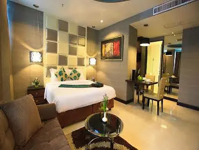 Furamaxclusive Asoke, 4*