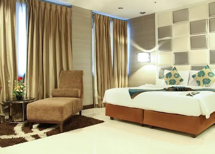 Furamaxclusive Asoke, Hotel 4*